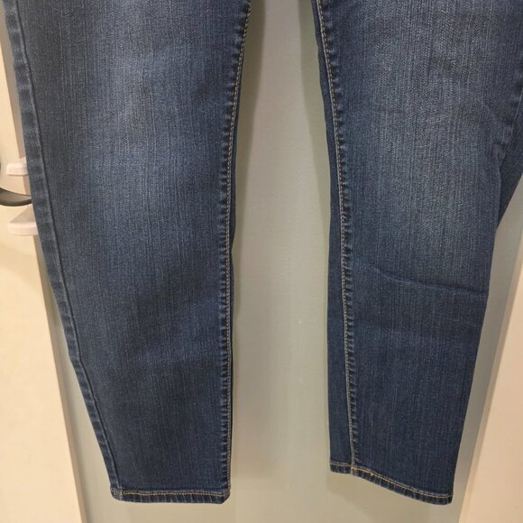 Torrid Premium Blue Skinny Jeans | Size 16R | Mid Wash Stretch Denim - Picture 9 of 15